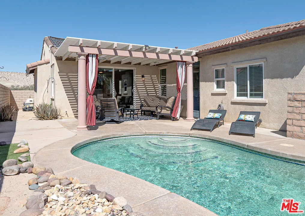 67649 Rio Pecos Drive, Cathedral City, California 92234 home-pic-5